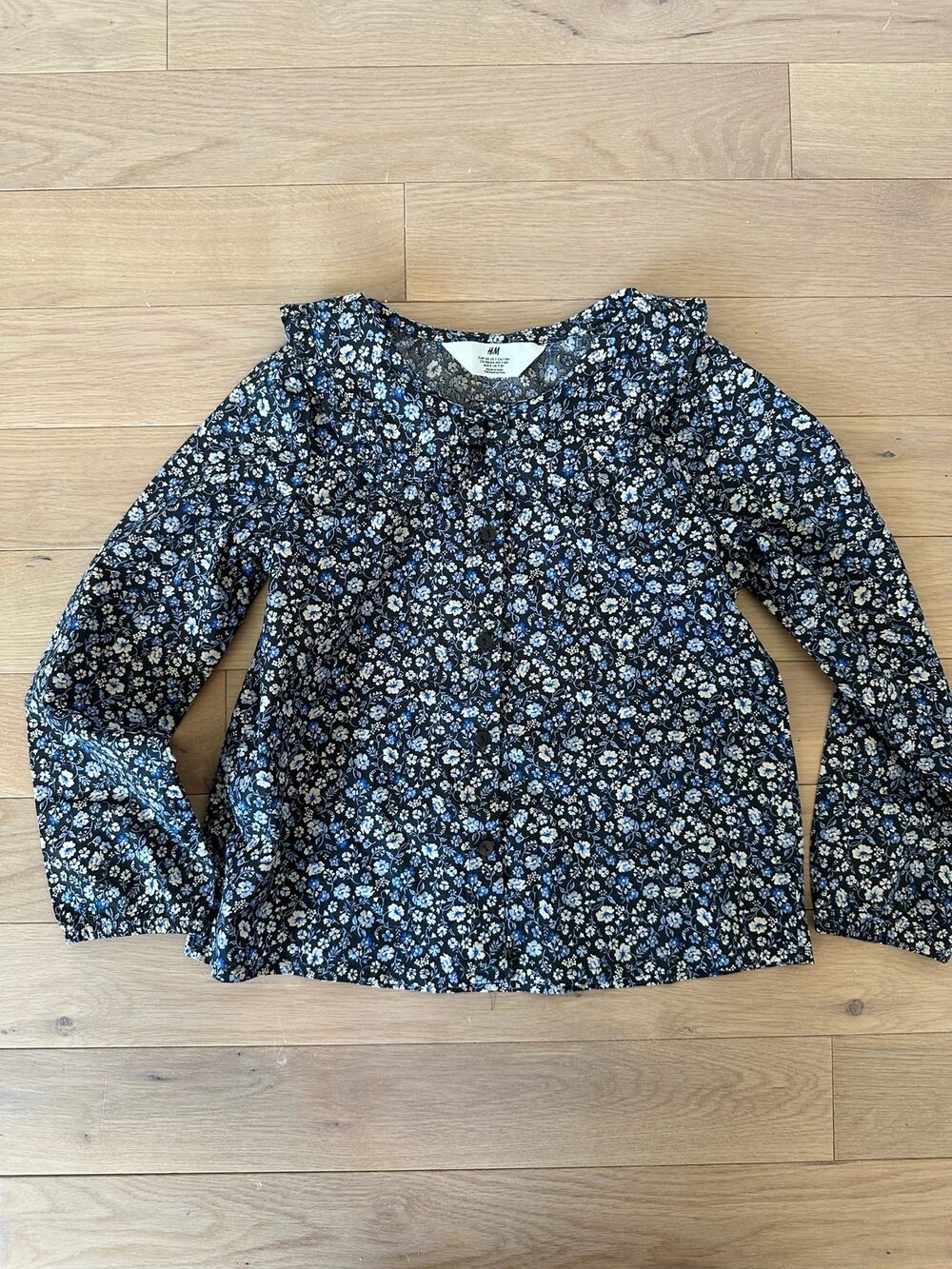 H&M Navy Blue Ditsy Floral Ruffle Collar Blouse / Size 7